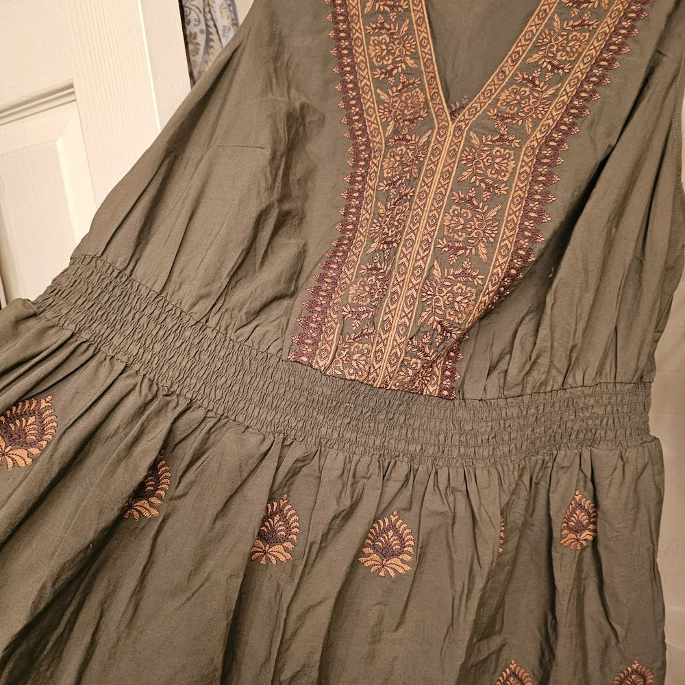 Olive Embroidered V‑Neck Tiered Maxi Dress - Picture 7 of 12